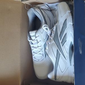 NEW REEBOK MENS TRAINING SHOE